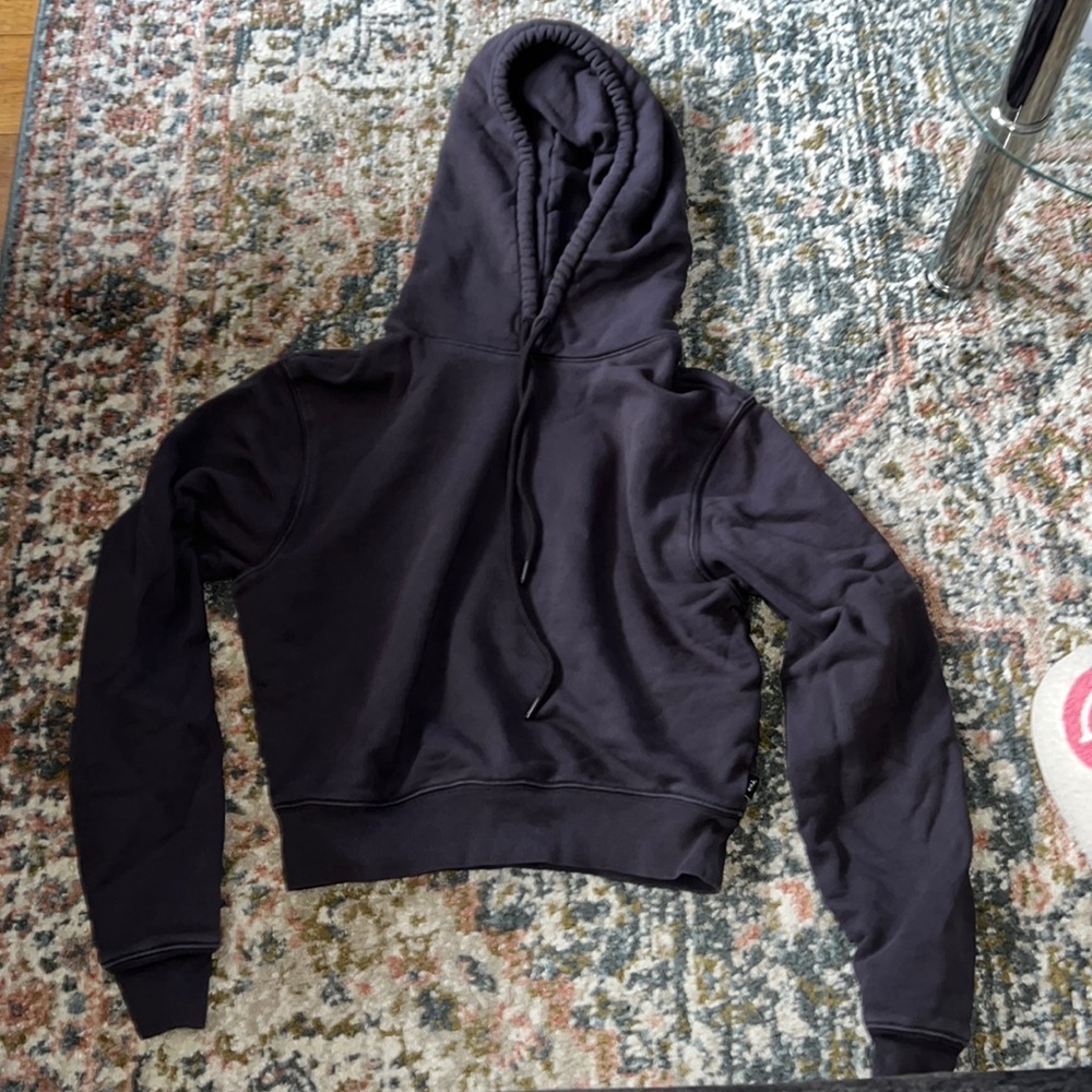 tna hoodie 🩷